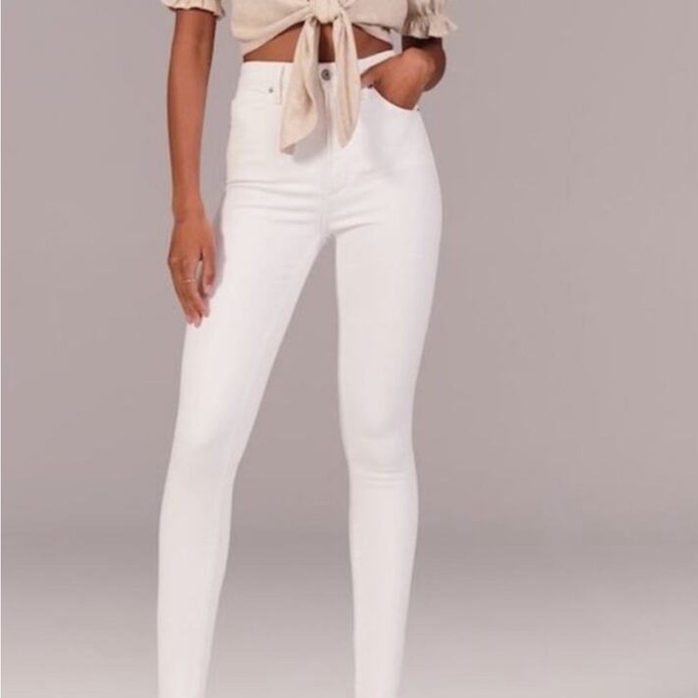 Abercrombie & Fitch Women's High Rise White Jeans